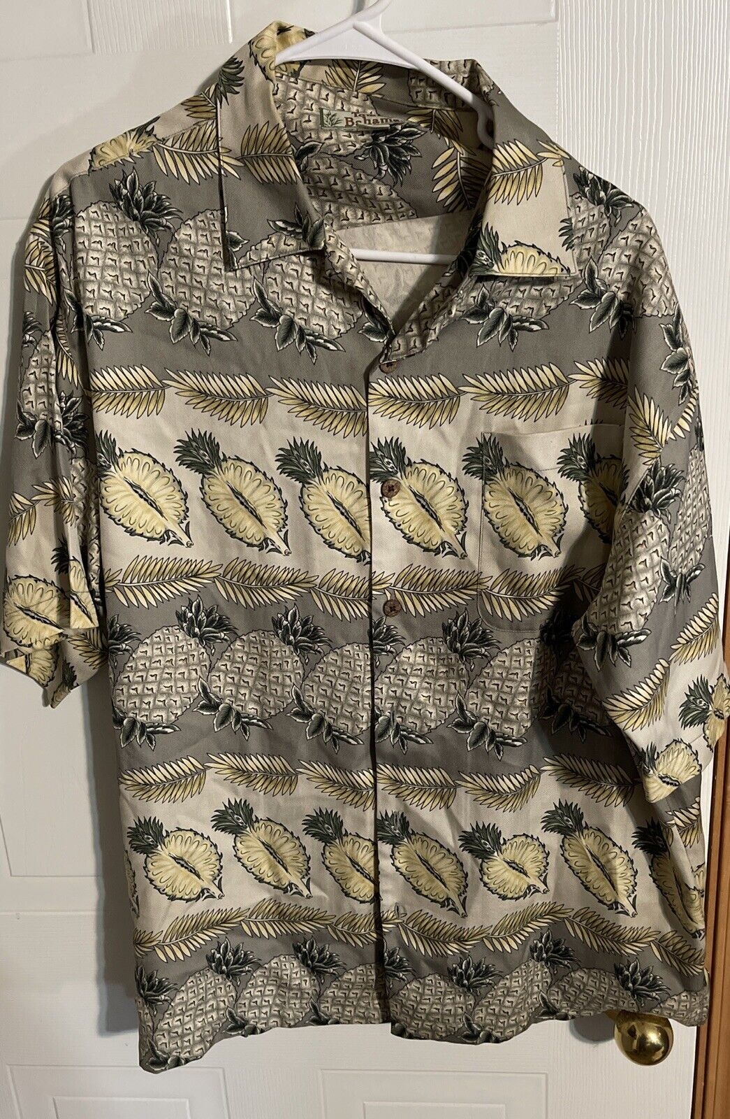 Tommy Bahama Silk Hawaiian Shirt Medium Pineapple All Over Print 