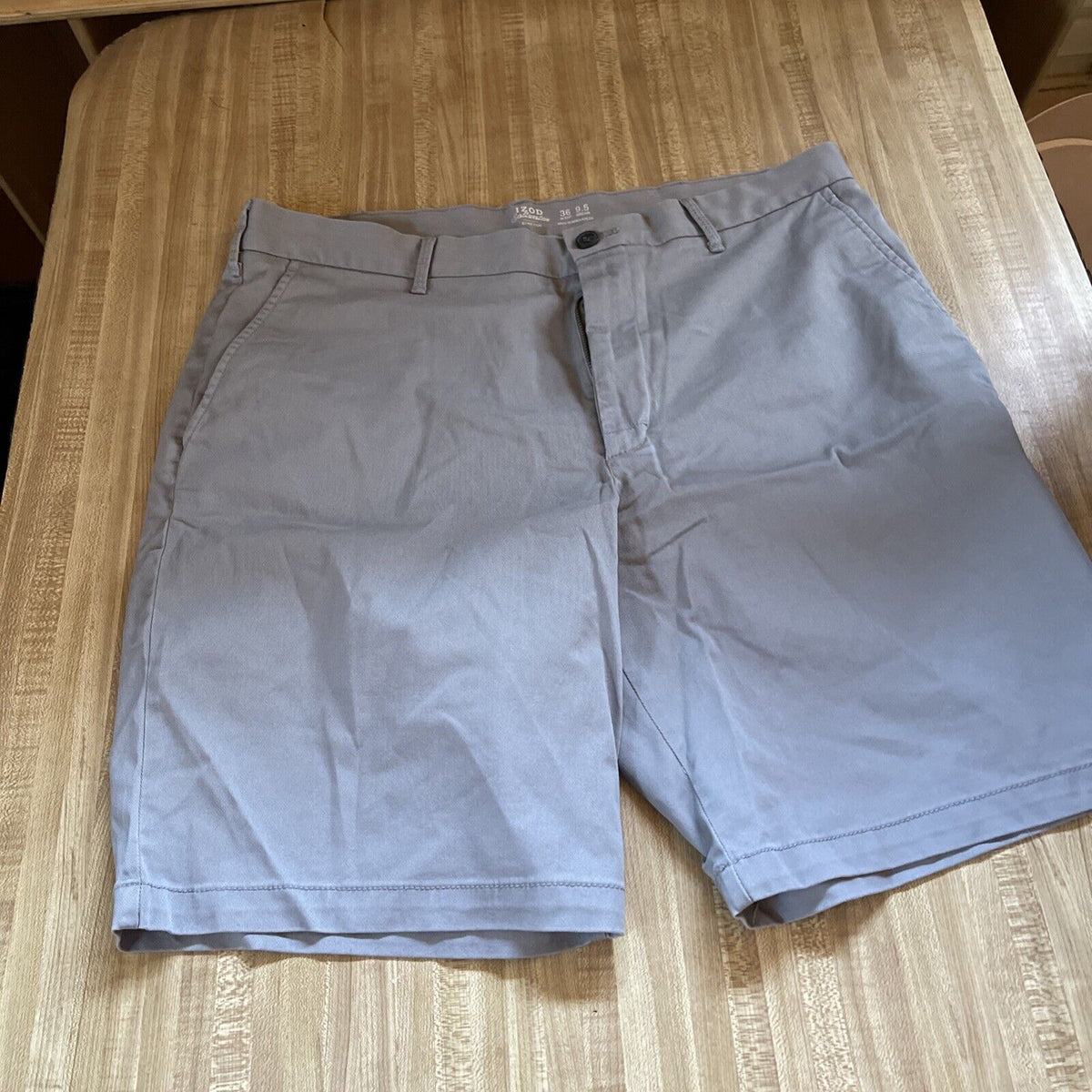 Izod Saltwater Shorts 36