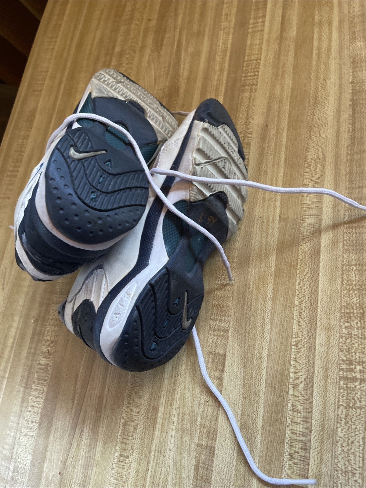 Nike Total Conditioning Sneakers 8.5