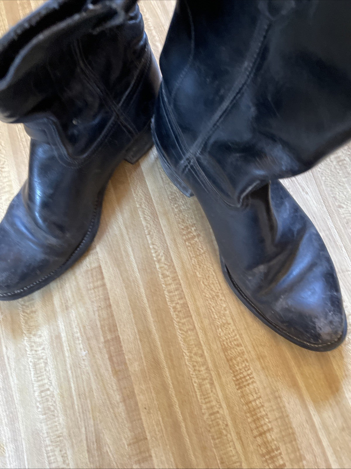 Boots Oil Resistant Size 9 D