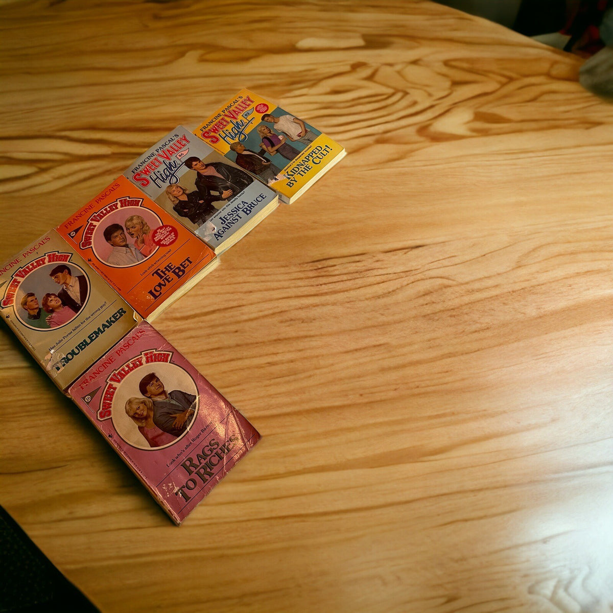 Huge Sweet Valley High Book Lot