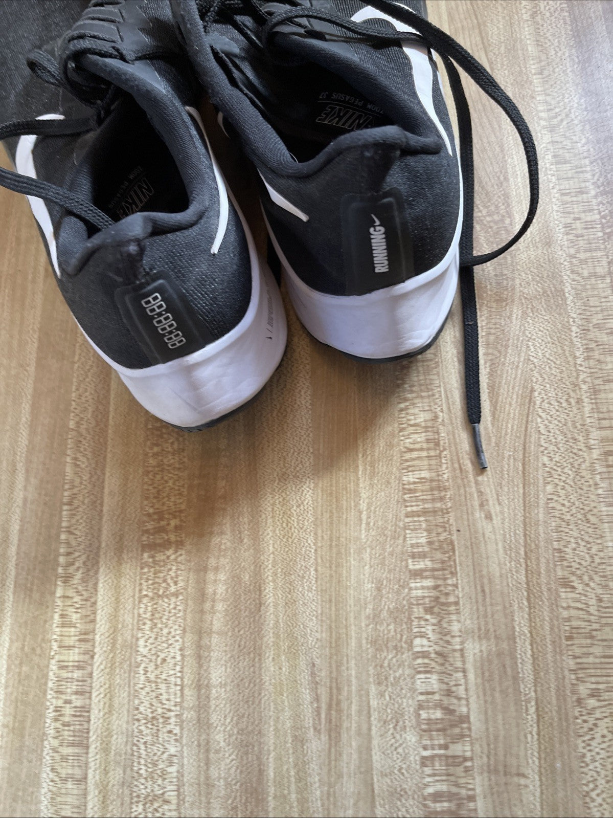 Nike Zoom Pegasus 37 Size 11
