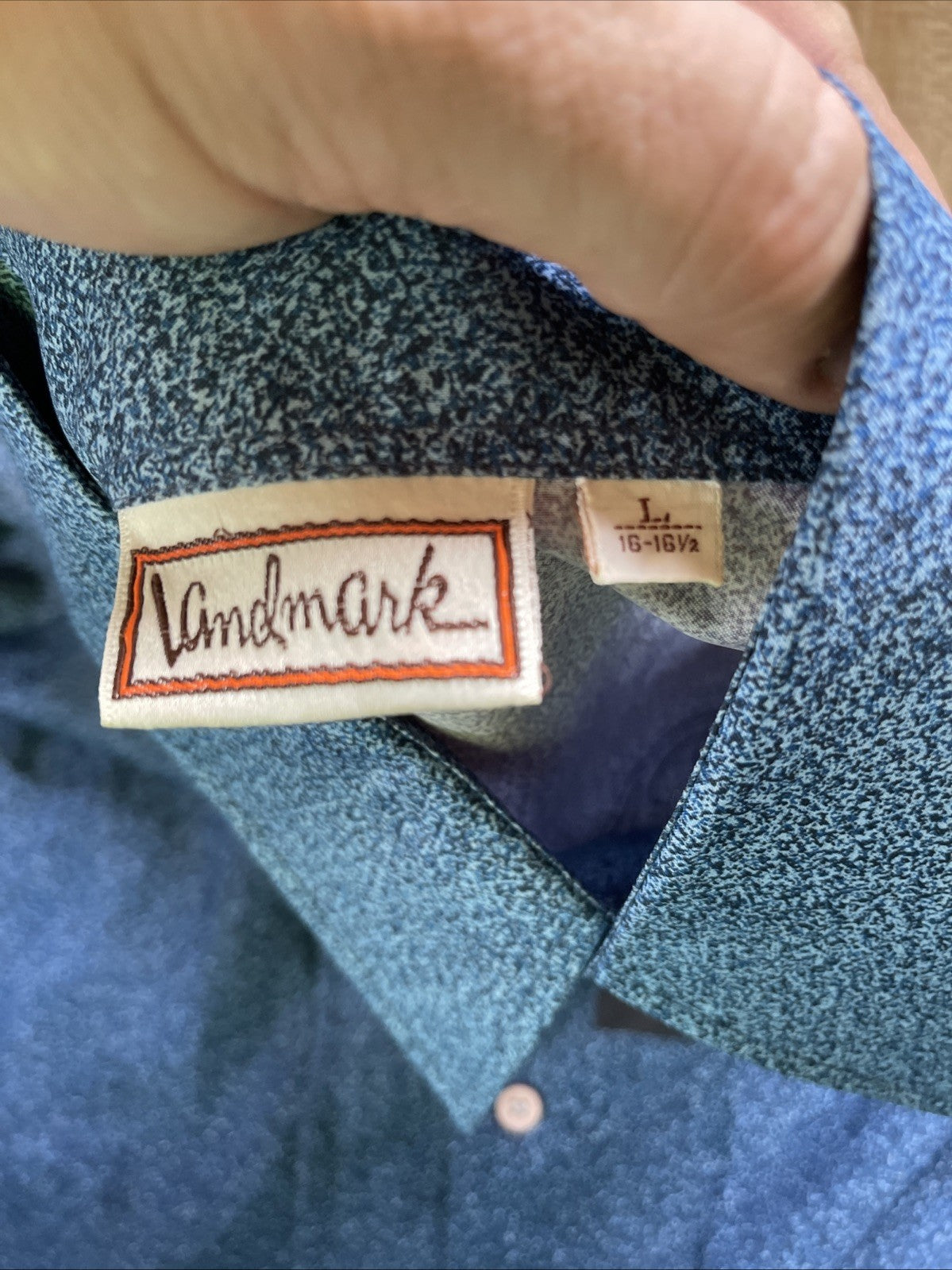 Vintage Landmark Brand Button Up Shirt Large 