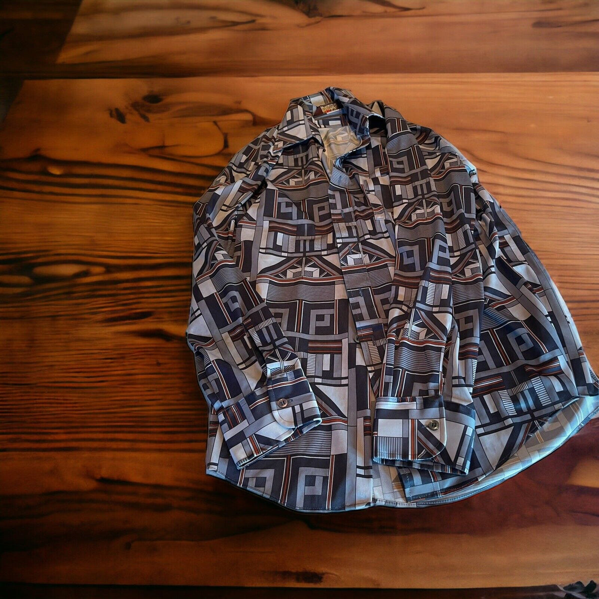 Kingsport Button Up Shirt Medium 