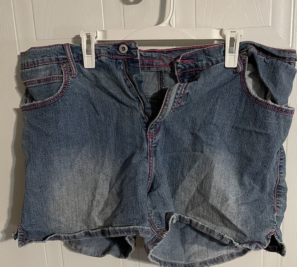 Vanilla Star Jeans Jorts 26