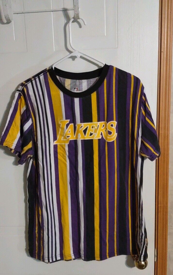 Lakers T Shirt XL