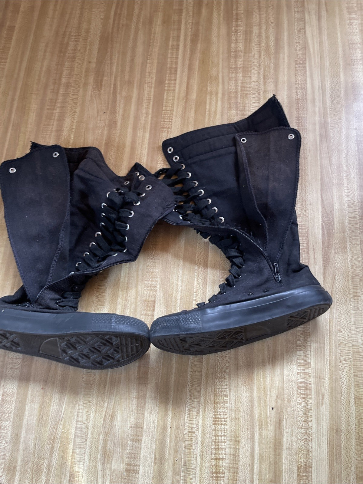 Leinier Knee High Side Zip Sneakers 38 7.5