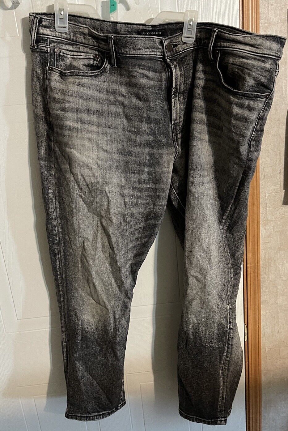 lucky brand 410 athletic slim 42x30