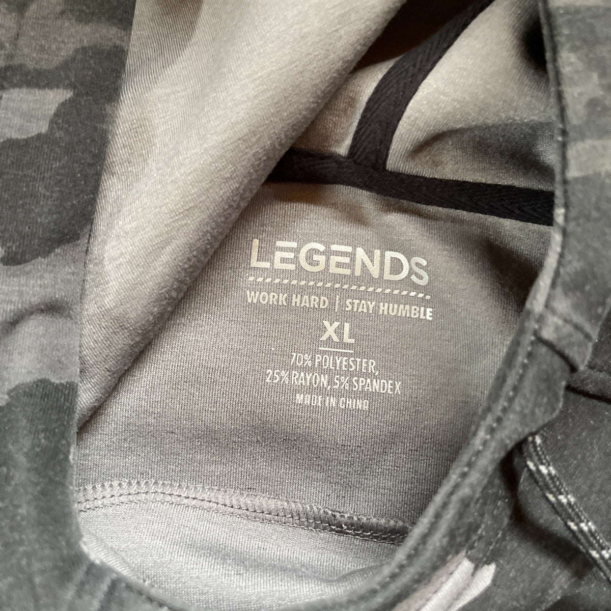Legends Camo Hoodie XL