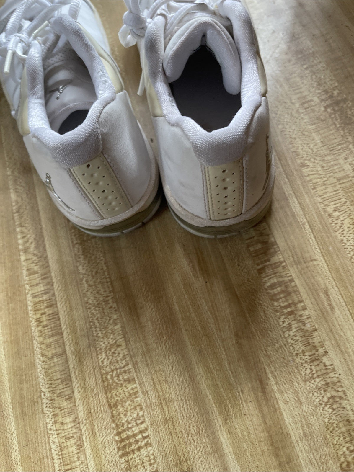 Jordan TE III Size 4.5Y