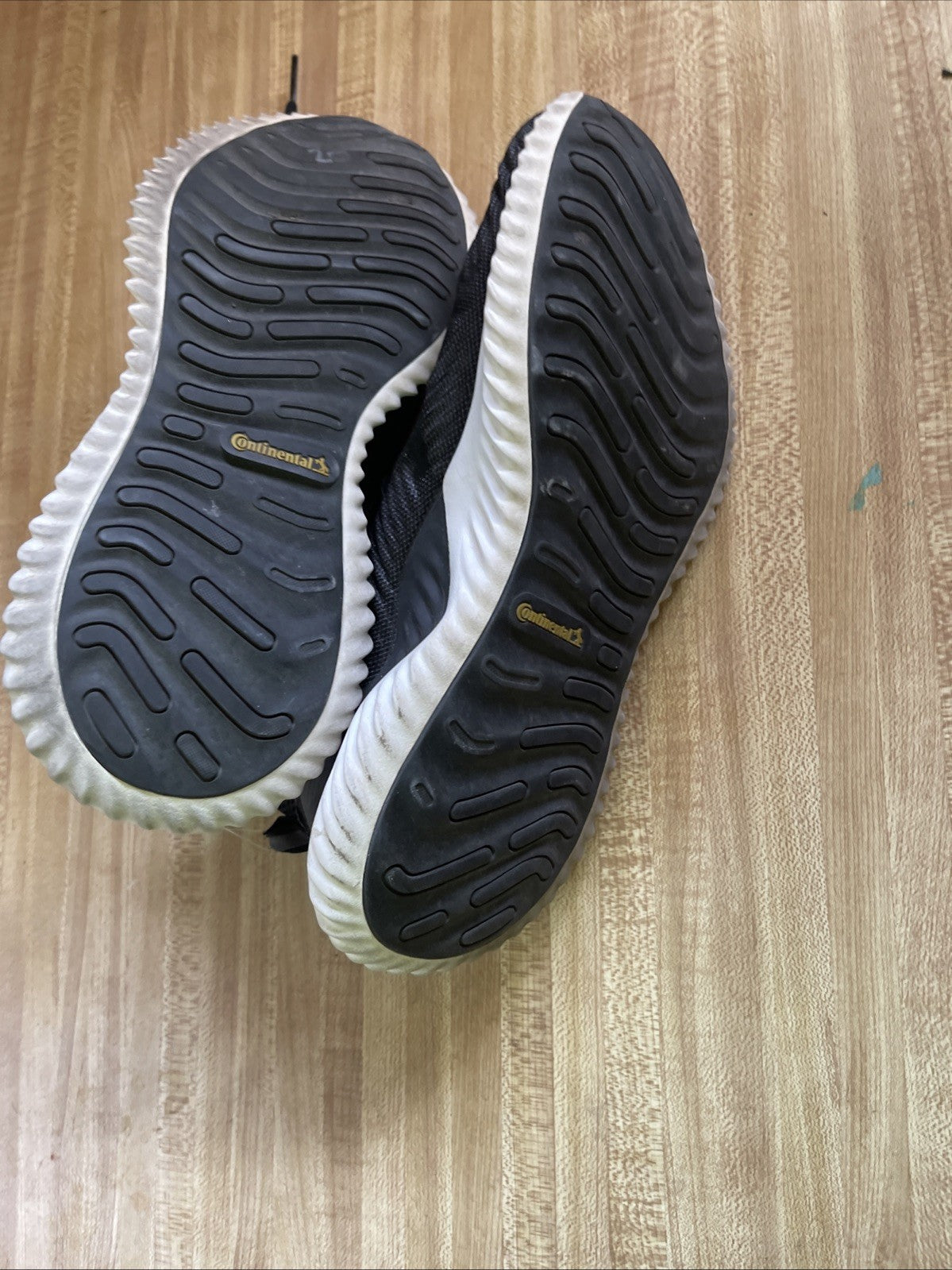 Adidas Alphabounce Continental Size 8.5