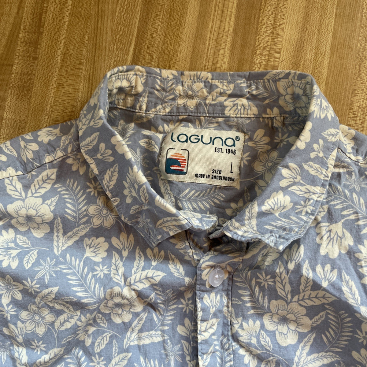 Laguna Button Down Large 