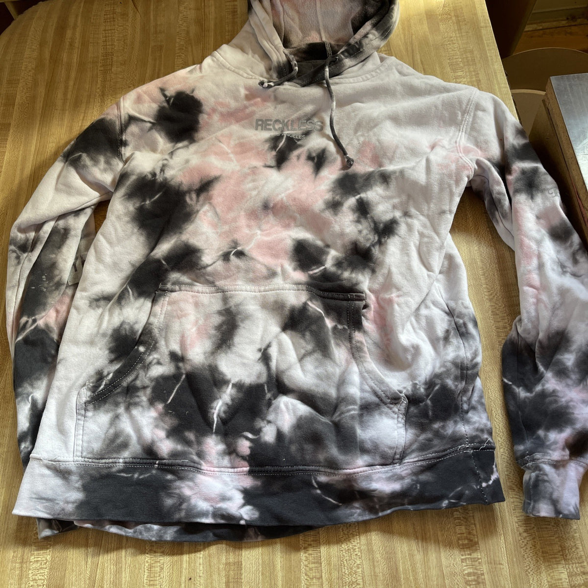Young And Reckless Los Angeles Hoodie Medium 