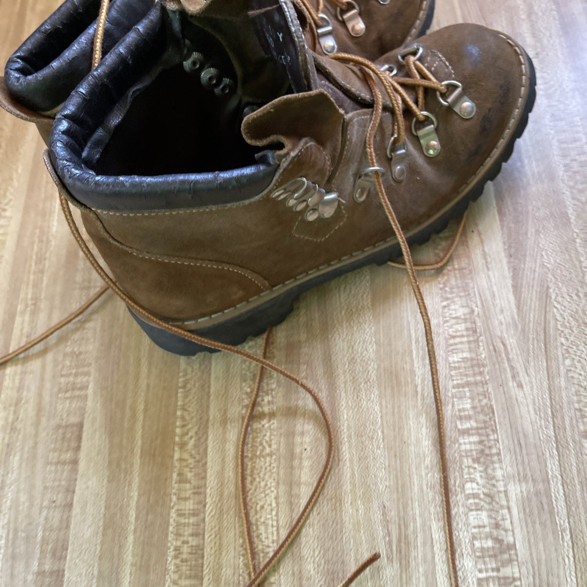 Work Boots Vibram Sole 5.5 D