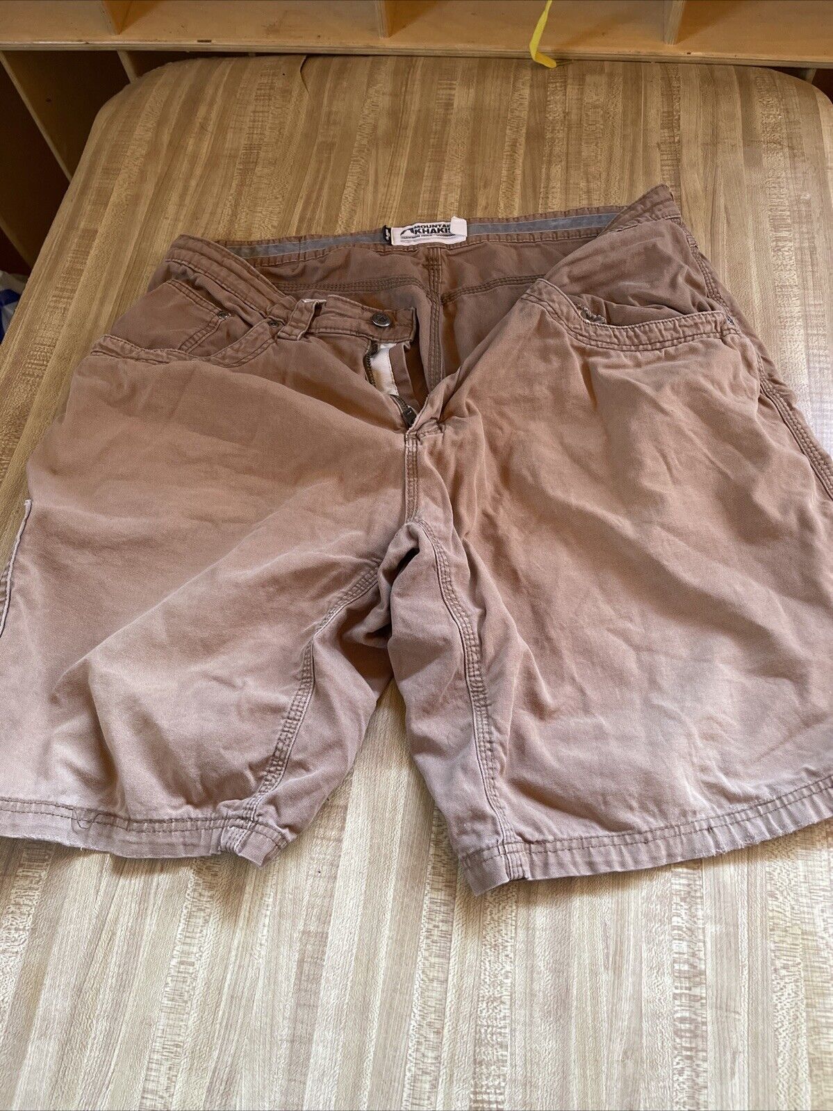 Mountain Khakis Shorts 36