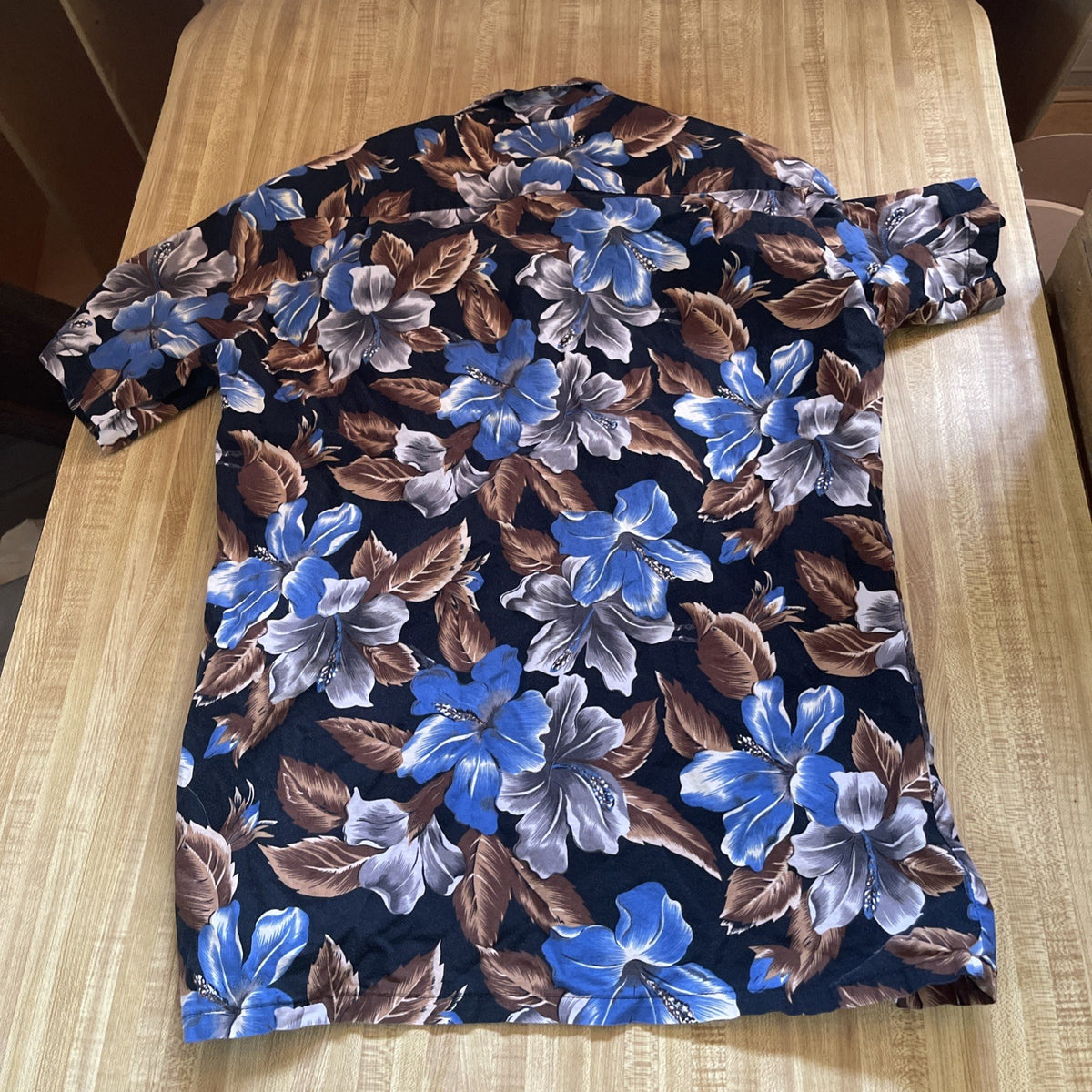hawaii blues hawaiian shirt Medium