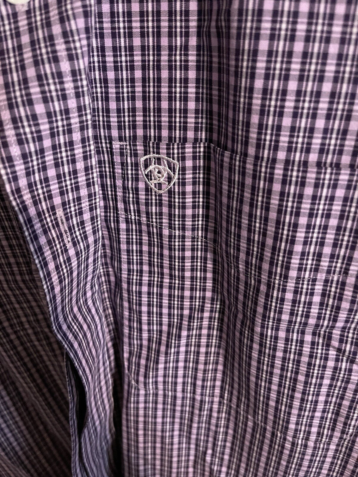 Ariat Wrinkle Free Button Down Medium
