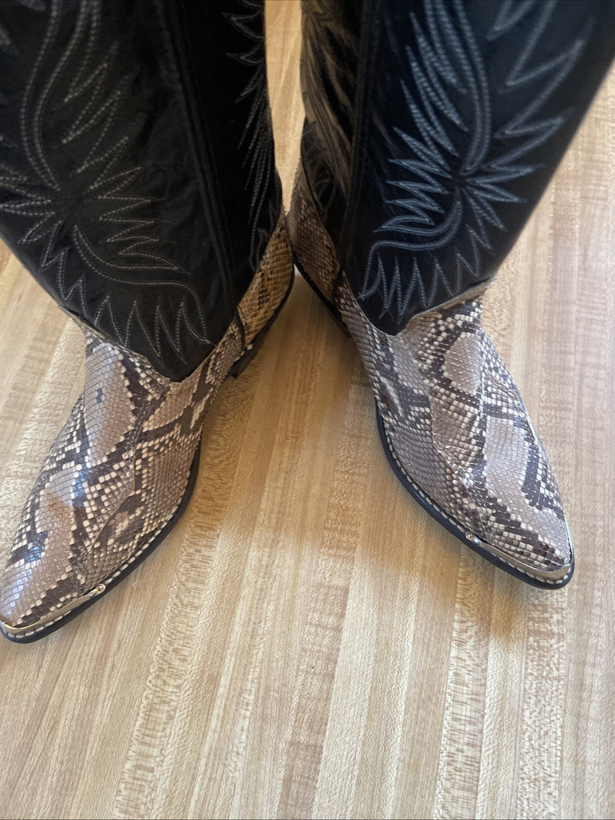 Vintage Cowboy Boots 6