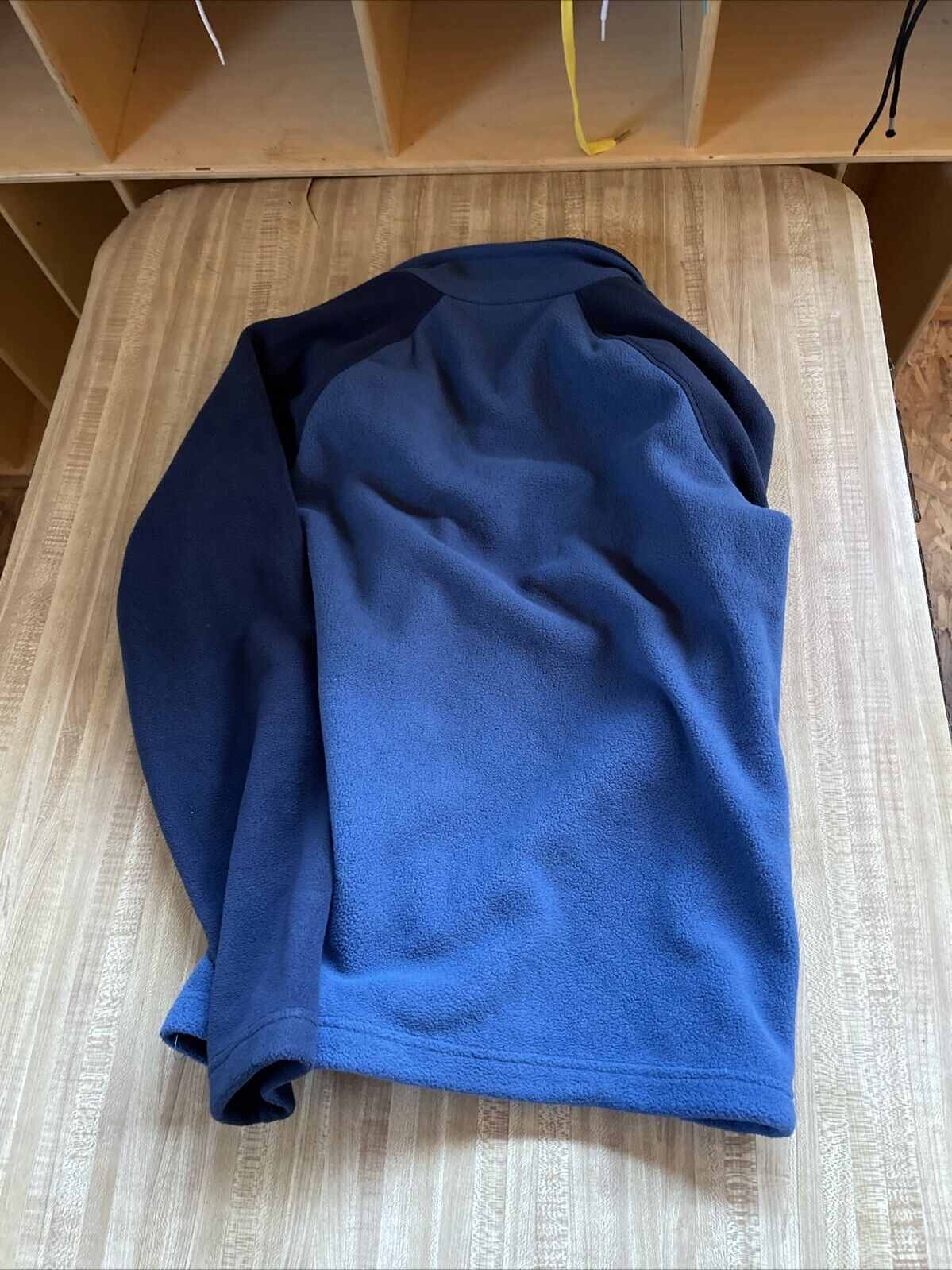 Cabelas Quarter Zip Medium 