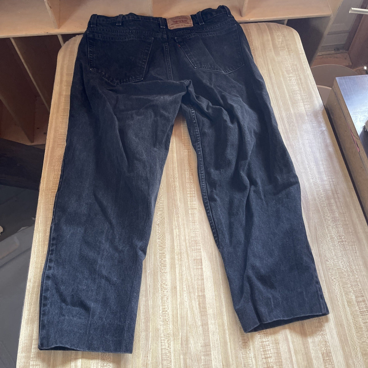 Vintage Levi’s 550 Made In USA 40/27 Hemmed