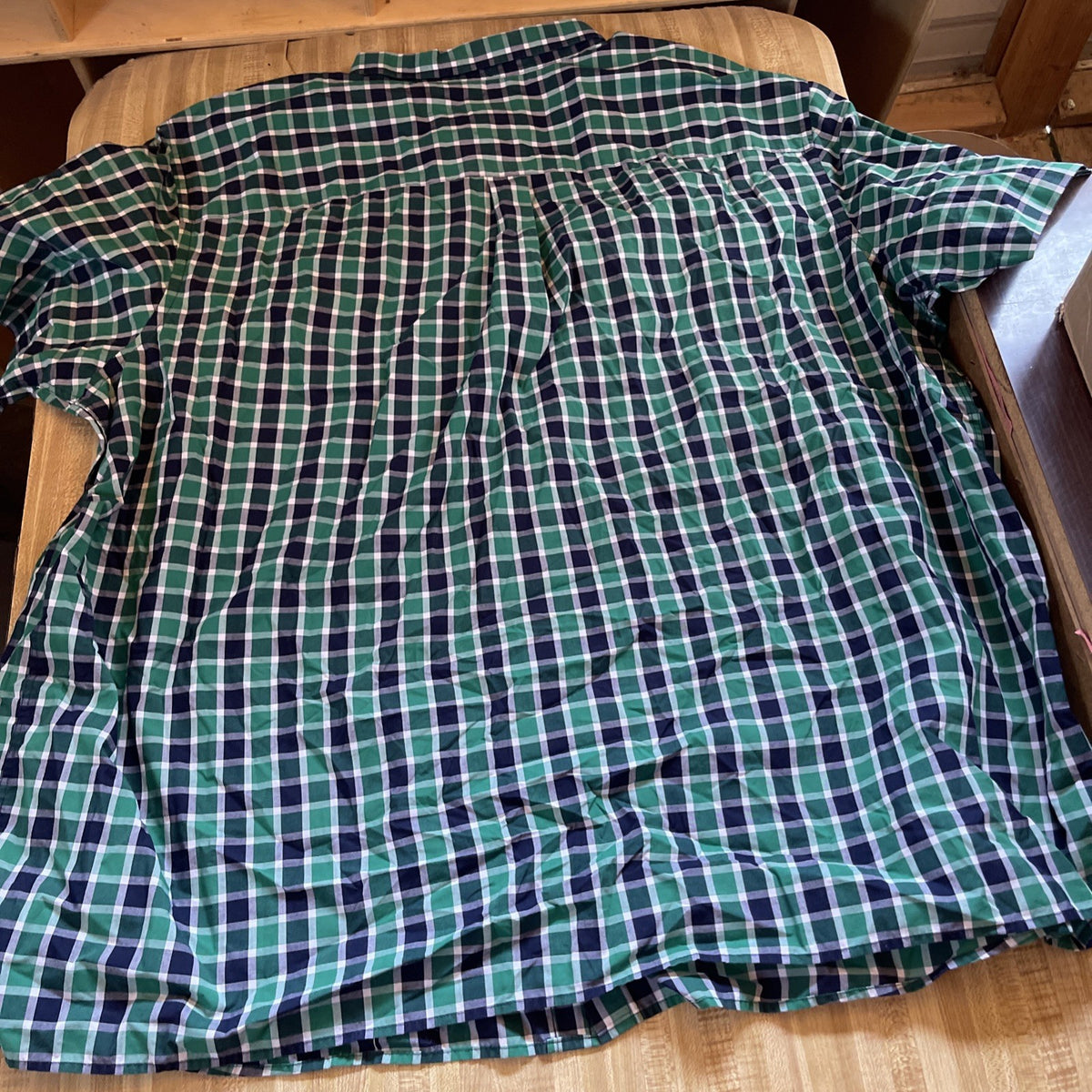 hb button down shirt 4XLT 