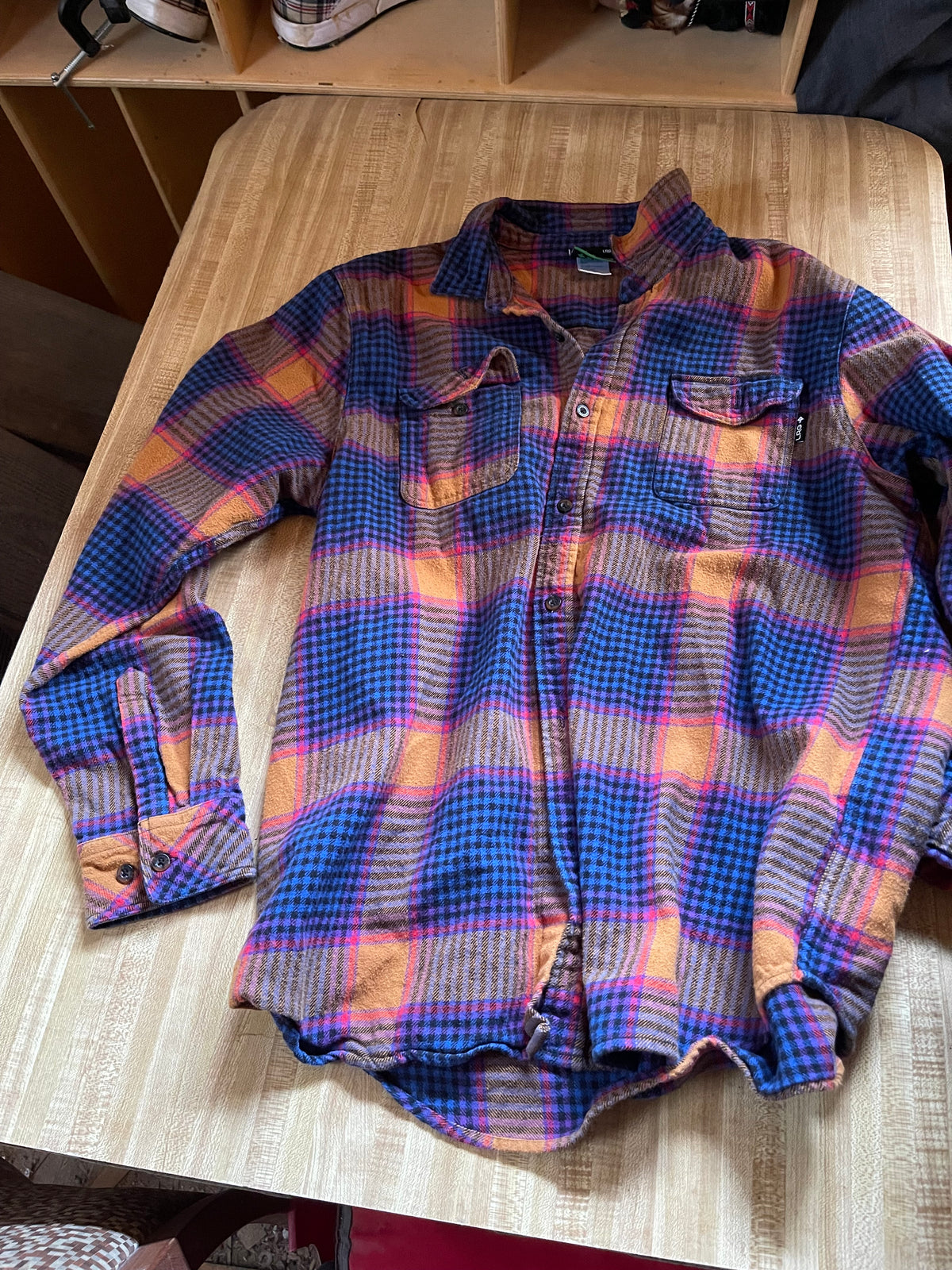 LRG flannel button up xl