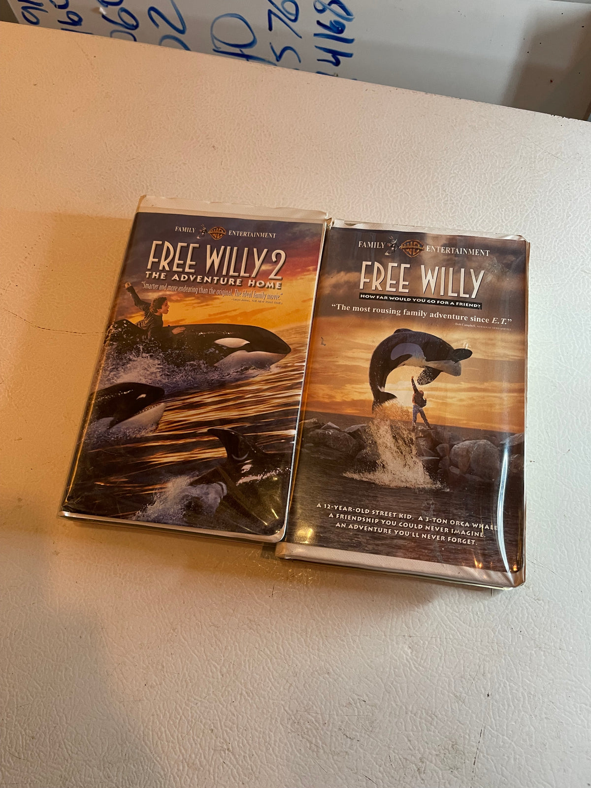 Free Willy vhs lot