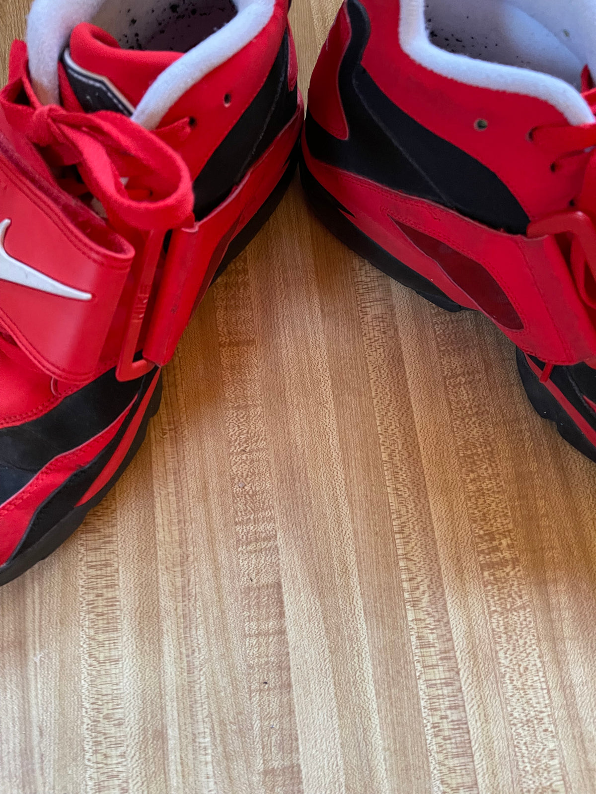 Nike Air Diamond Turf Challenge Sneakers size 12