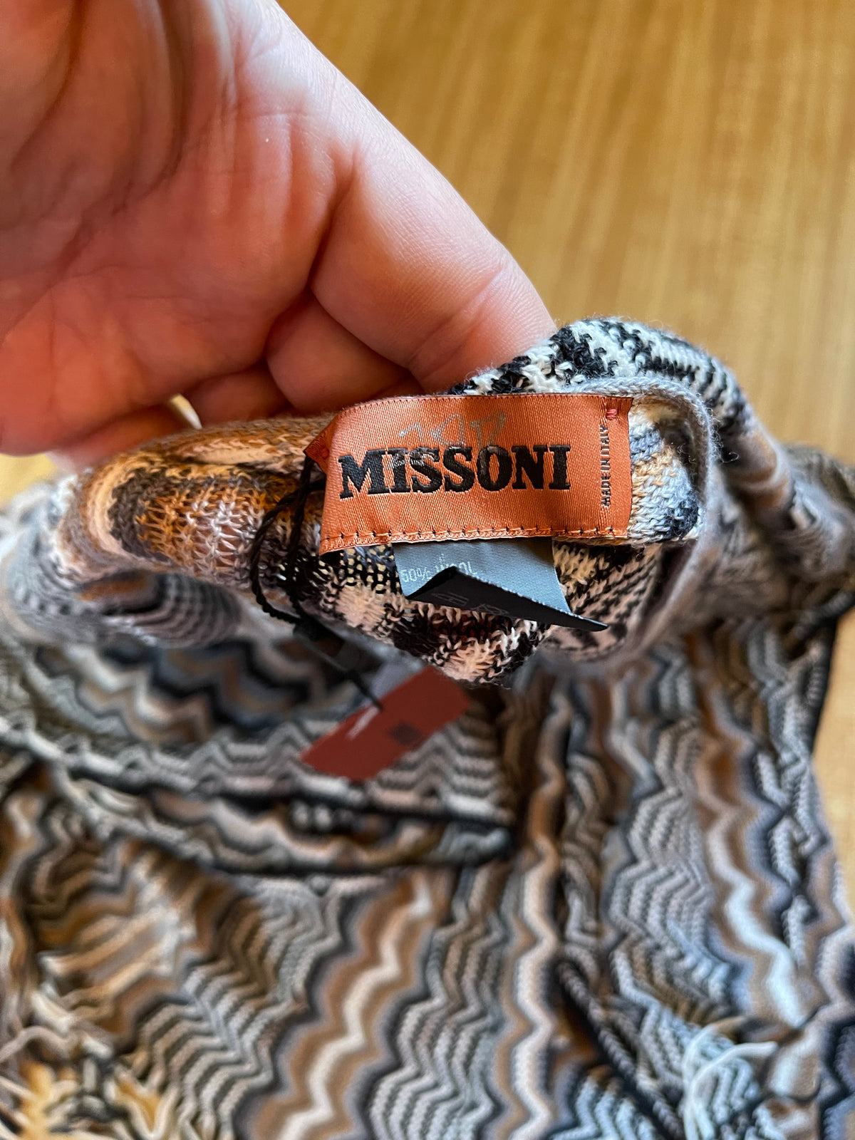 Missoni shawl NWT