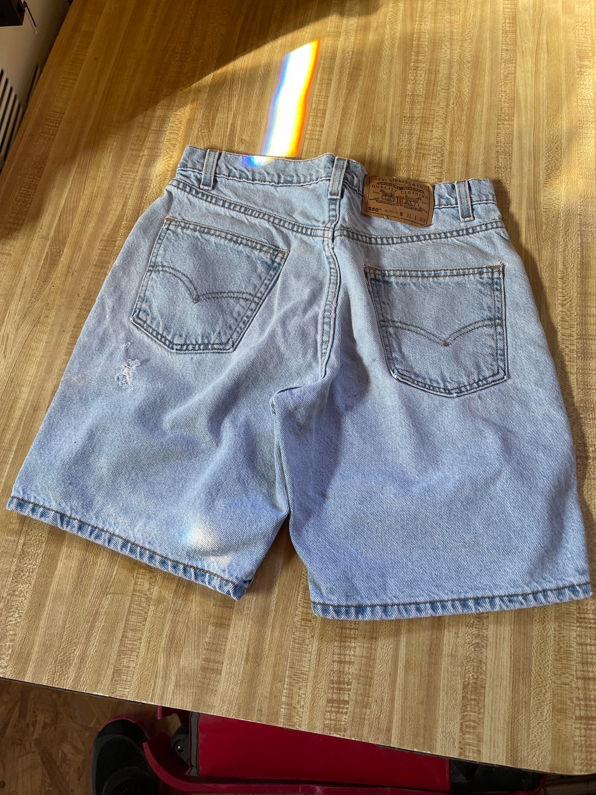 Vintage Levi’s 550 jorts 31