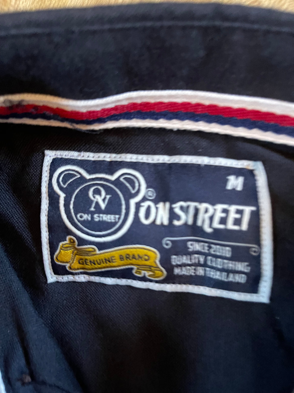 On street button down medium