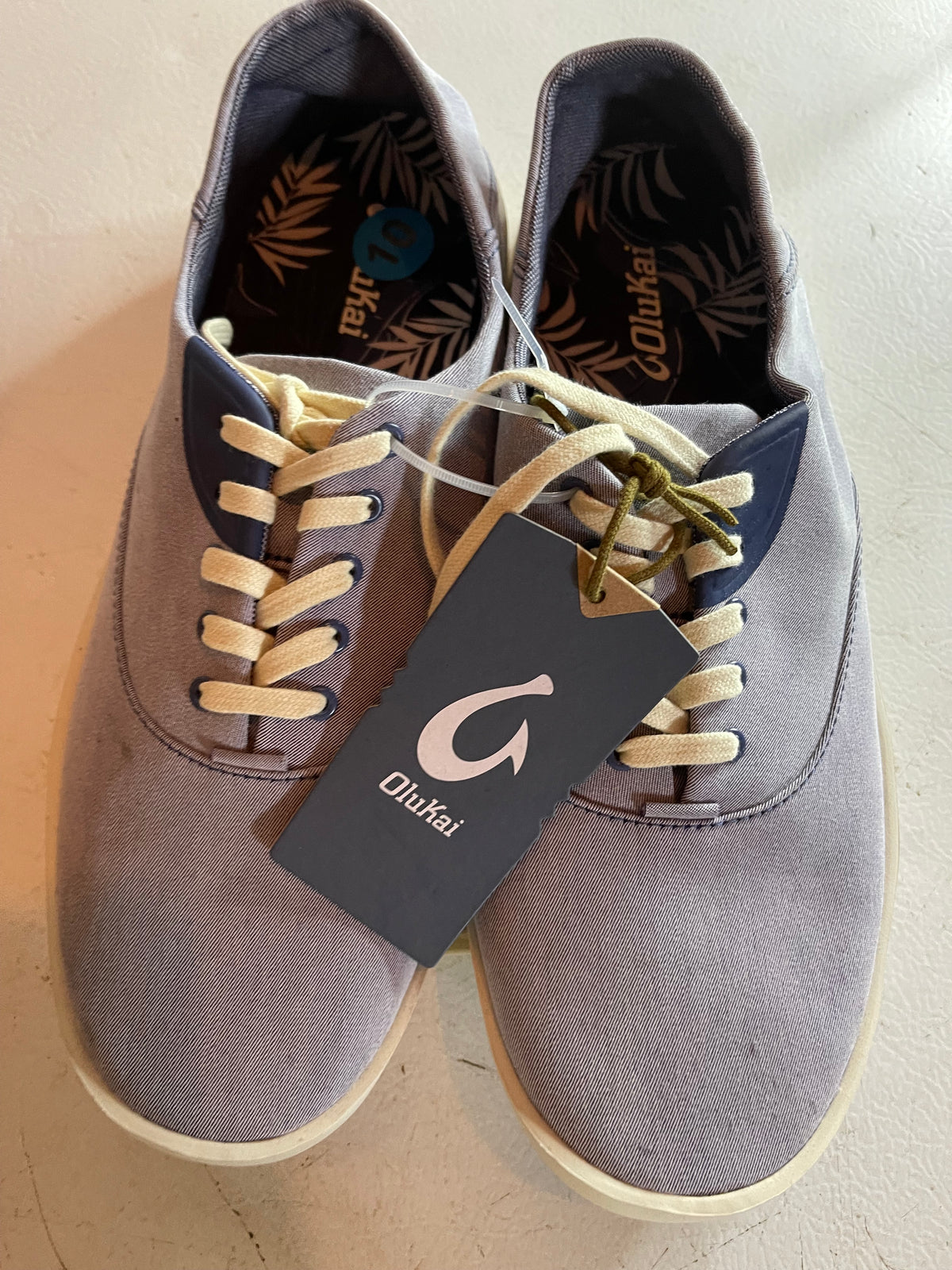 Olukai sneakers size 10