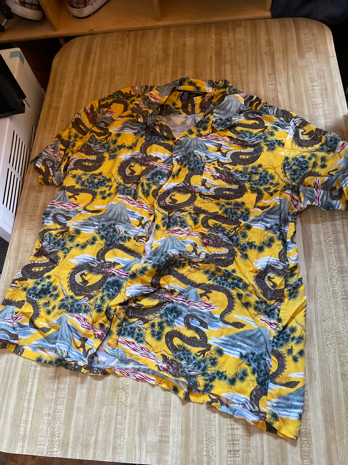 Vintage Maui trading company rayon Hawaiian shirt xl