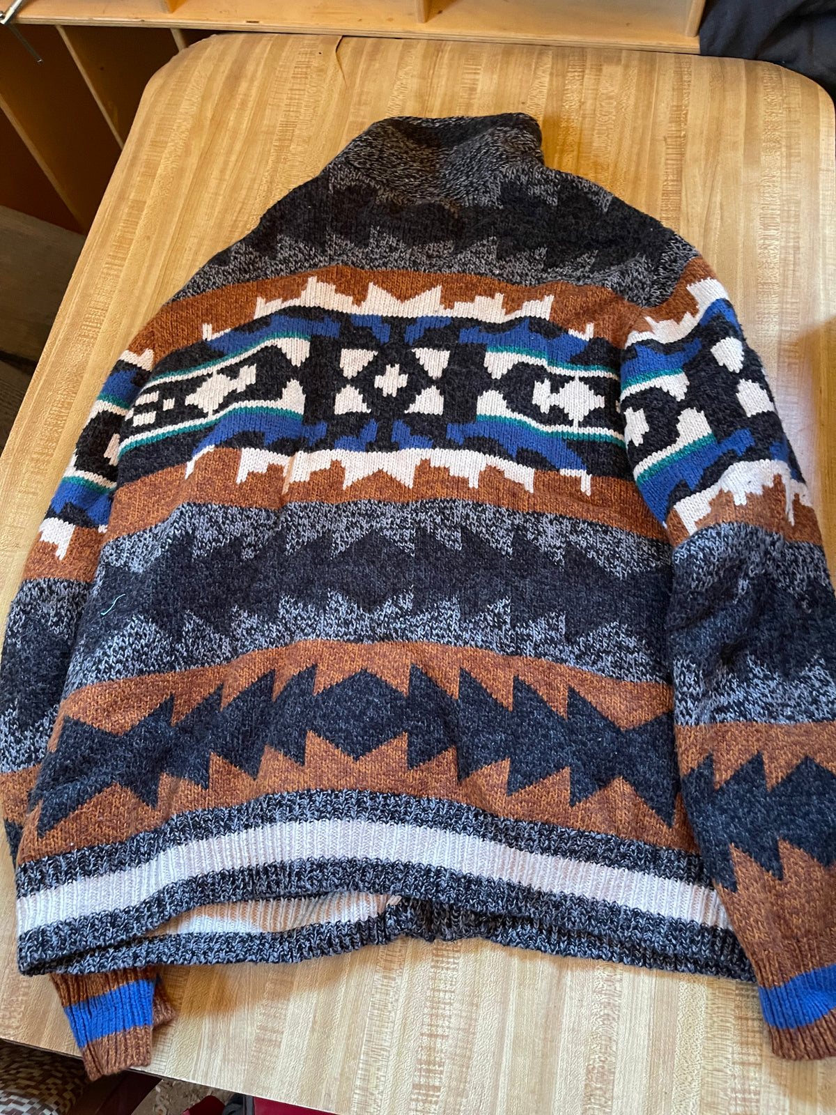 American Eagle cardigan