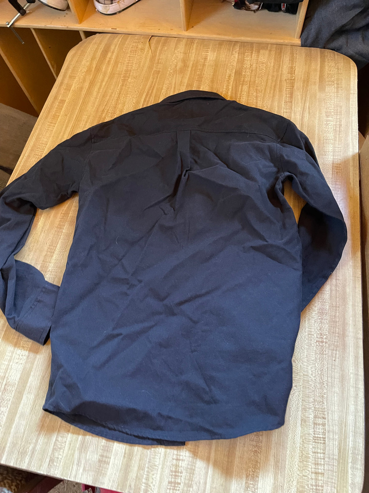 On street button down medium