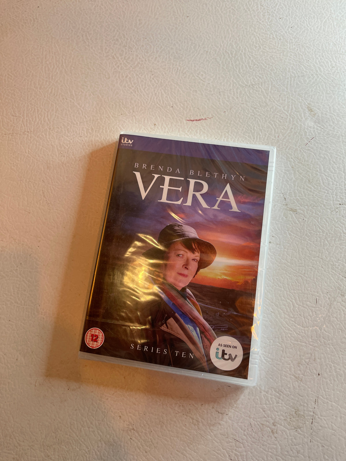 Vera series 10 sealed