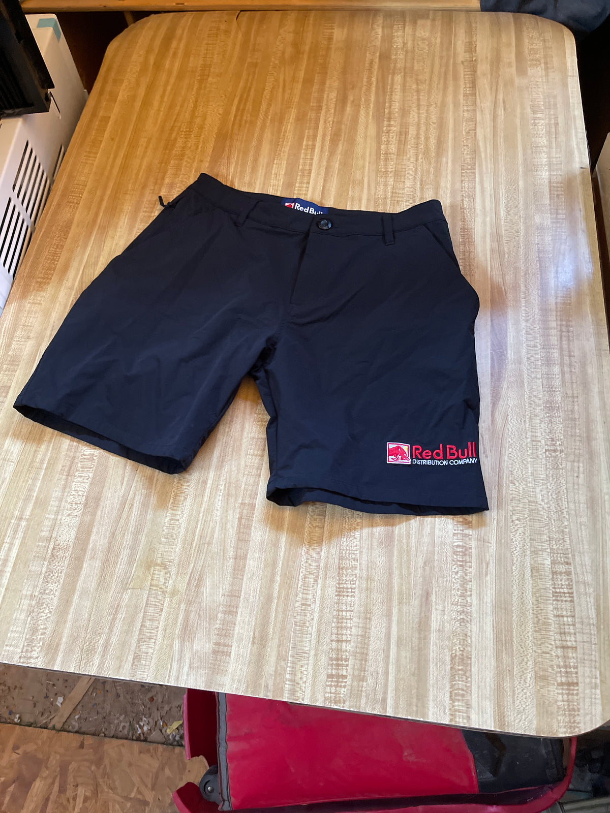Redbull shorts small