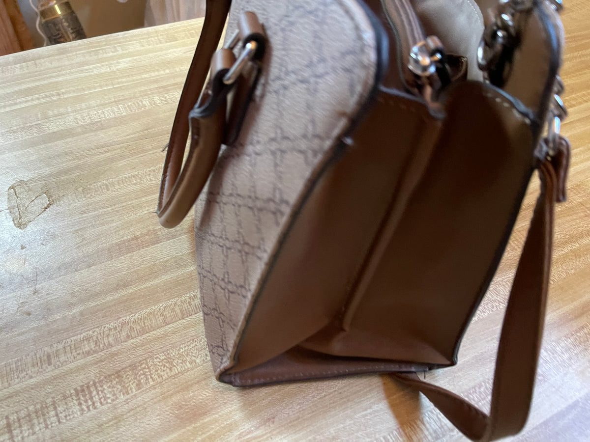 Nine West purse