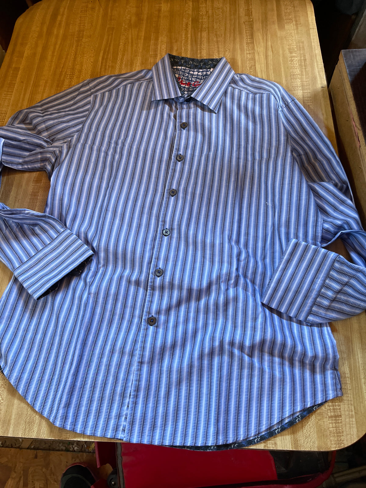 Robert Graham button up large