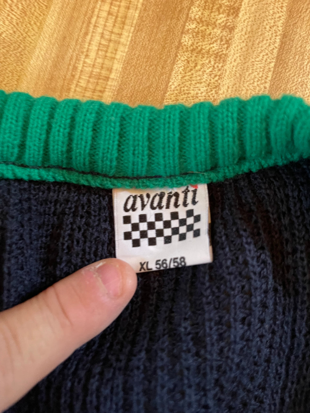 Avanti sweater