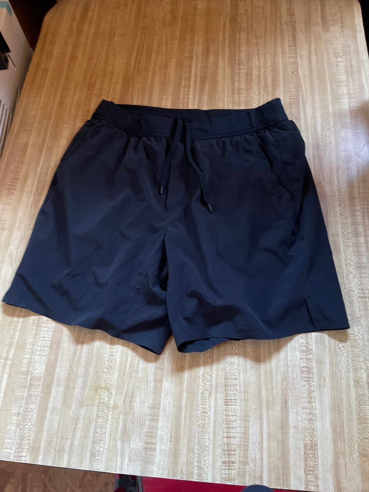 Ten thousand shorts Large