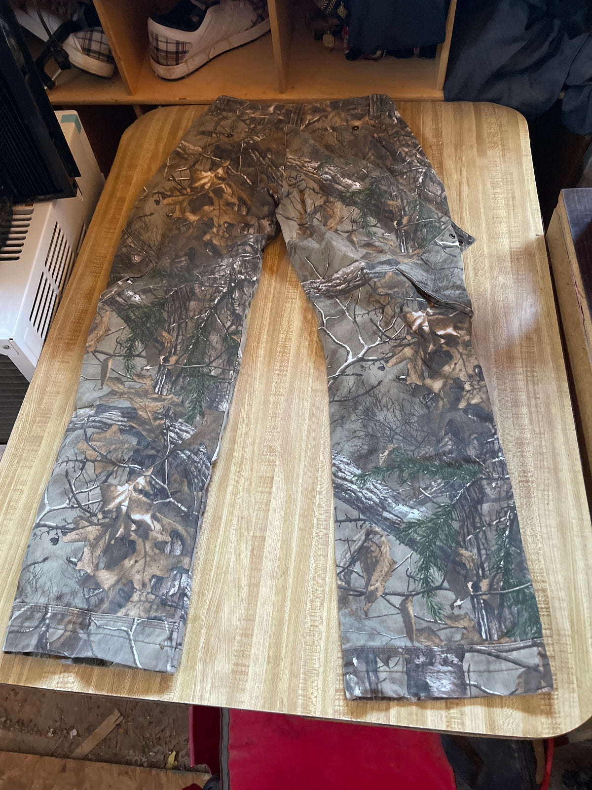 She outdoors camo pants medium