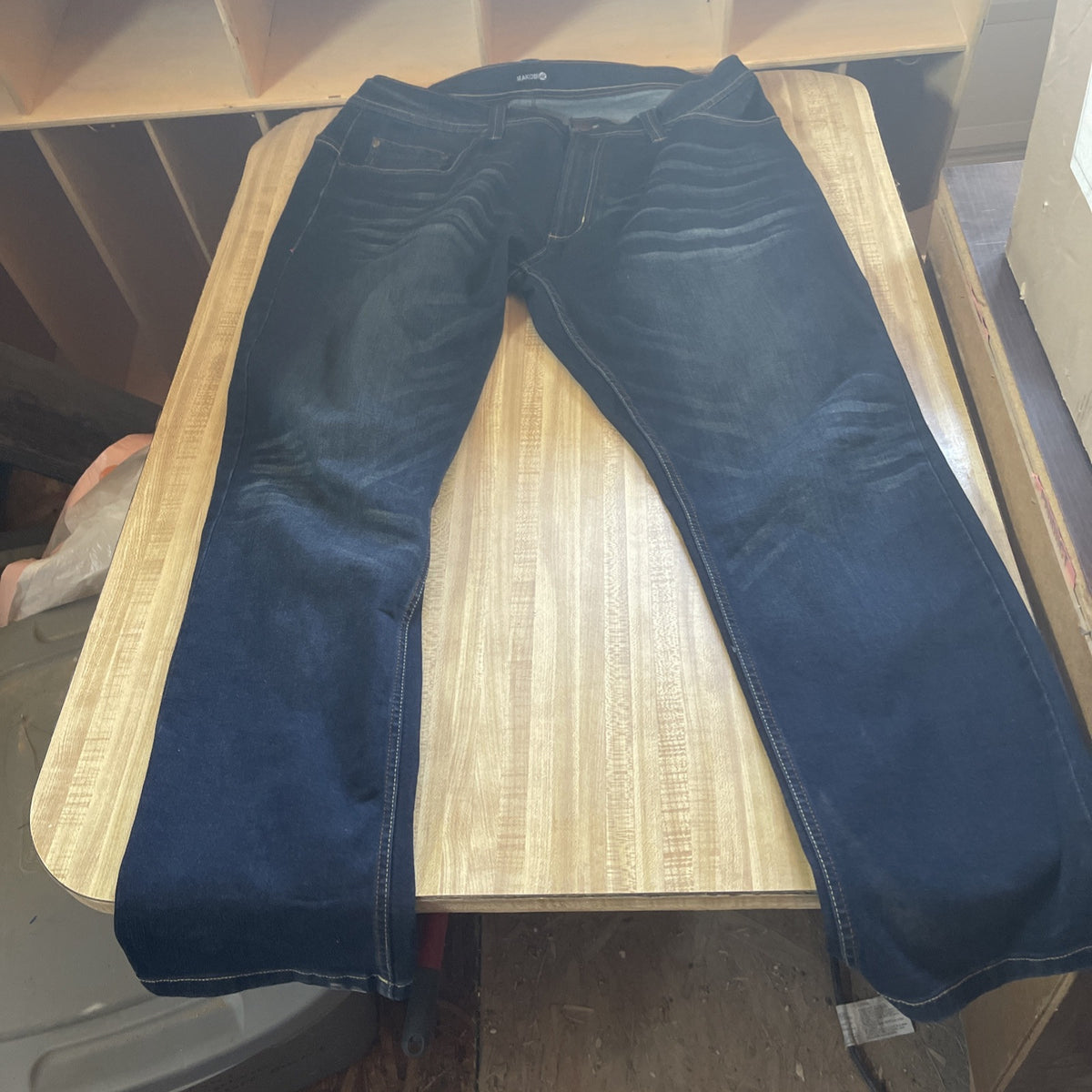 Makobi Jeans 42x32