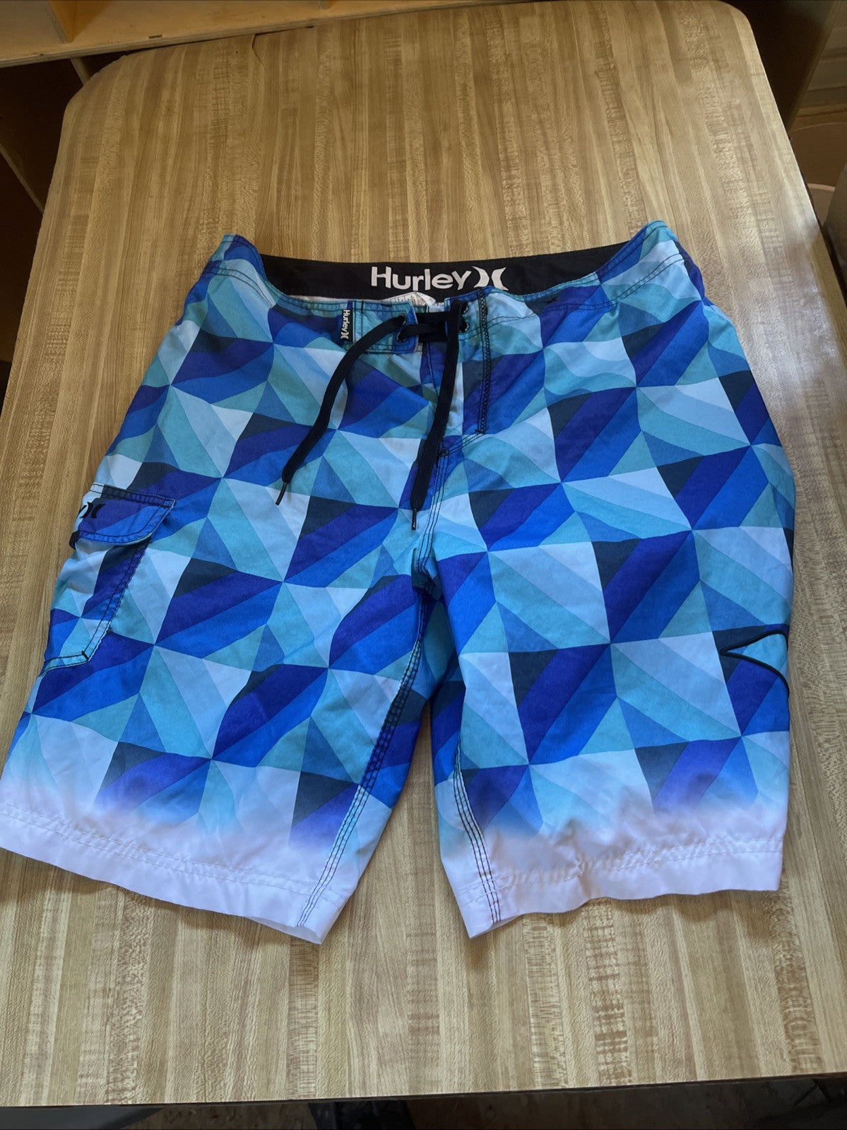hurley board shorts 36