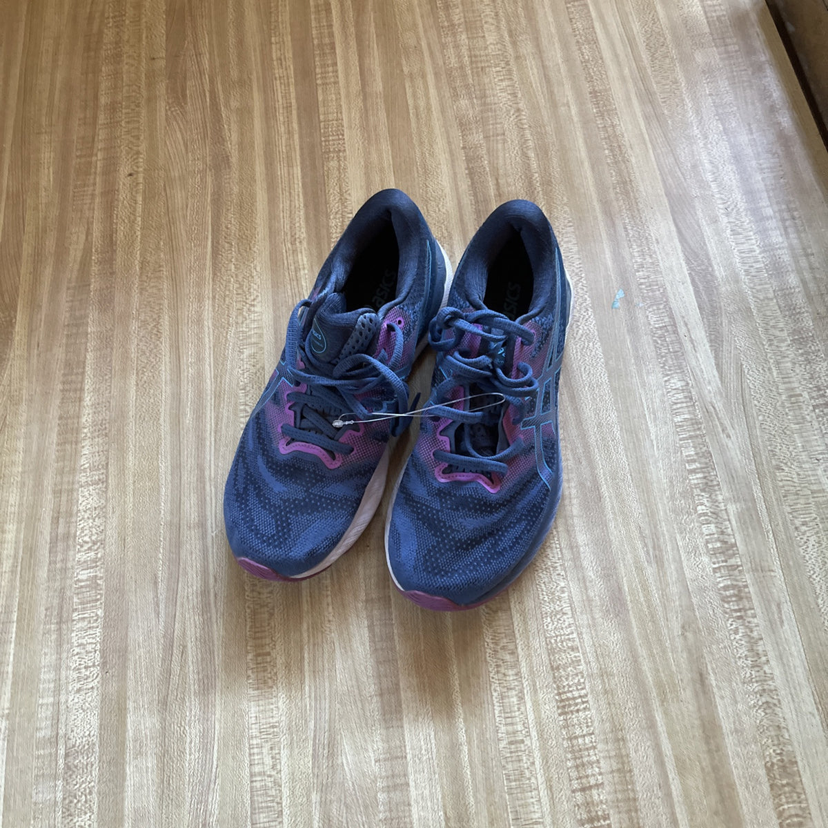 ASICS Gel Nimbus 23 Size 8.5