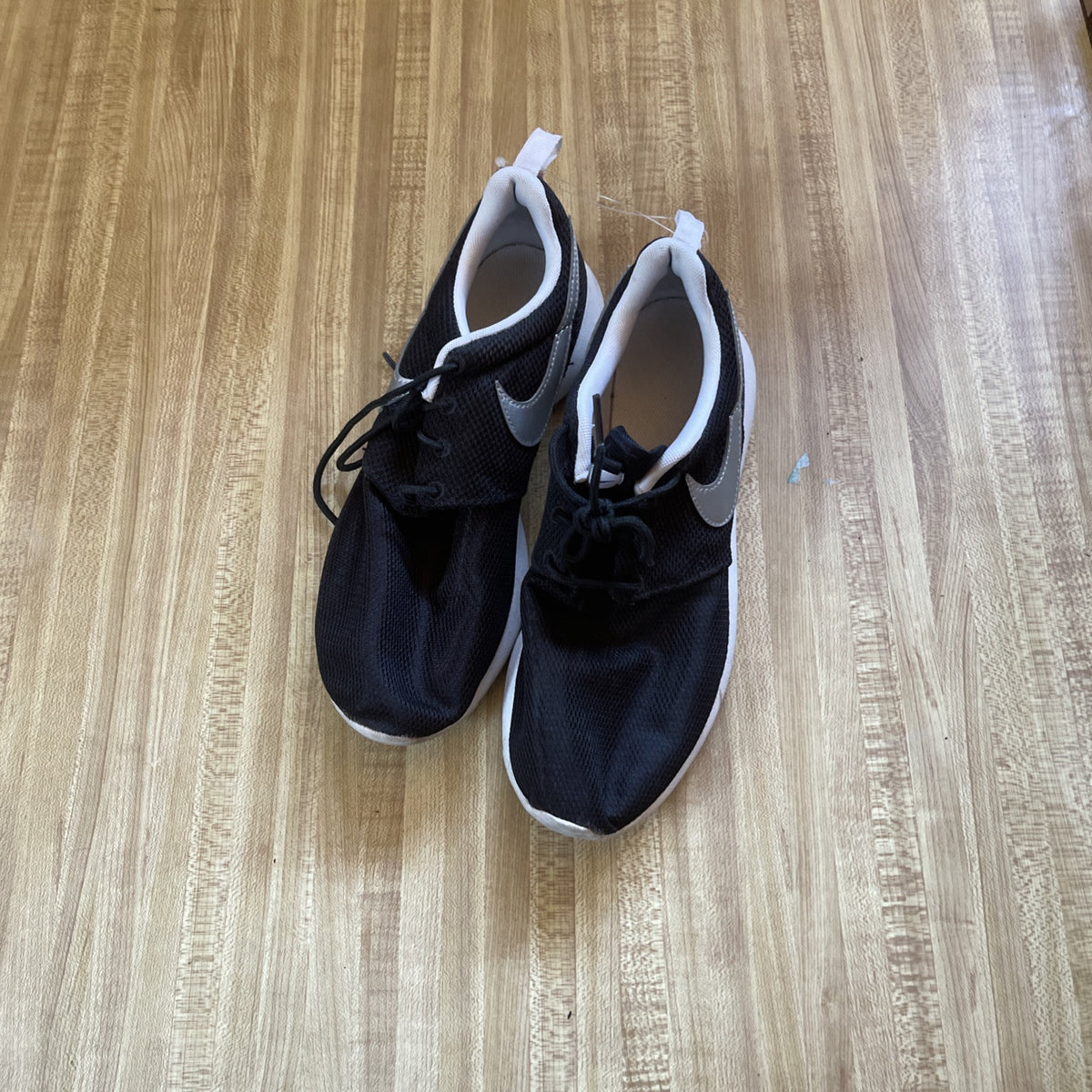 Nike Rosche Run 6.5Y