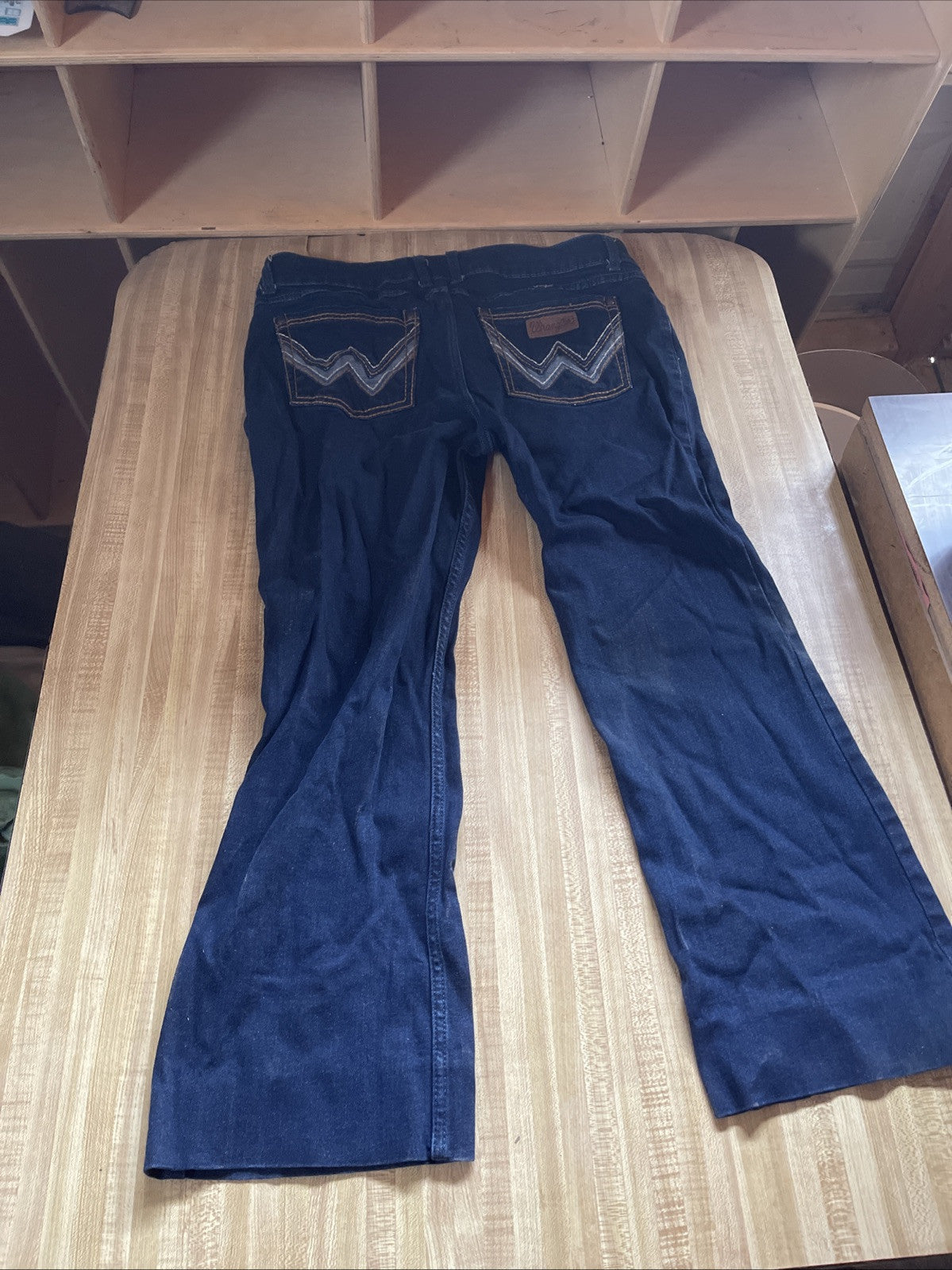 Wrangler Bootcut Women’s Jeans Label Says 15x30, But They’re 15x25