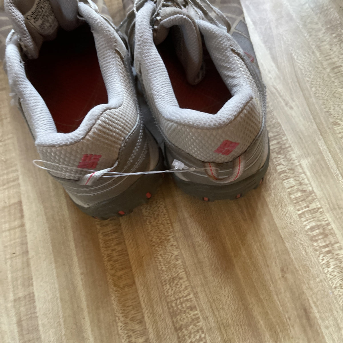 mens columbia hiking shoes size 10