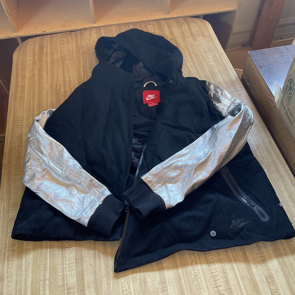 Nike Destroyer Varsity Jacket Medium 