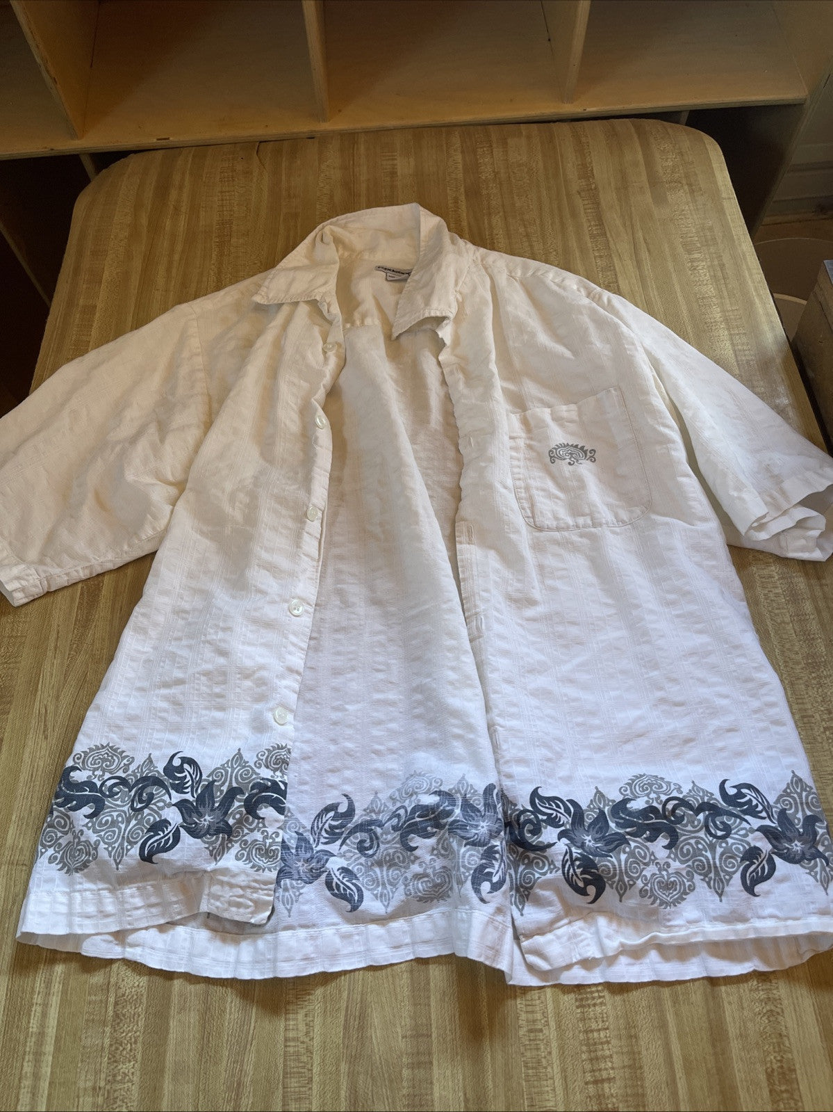 Redsand Button Up Small 